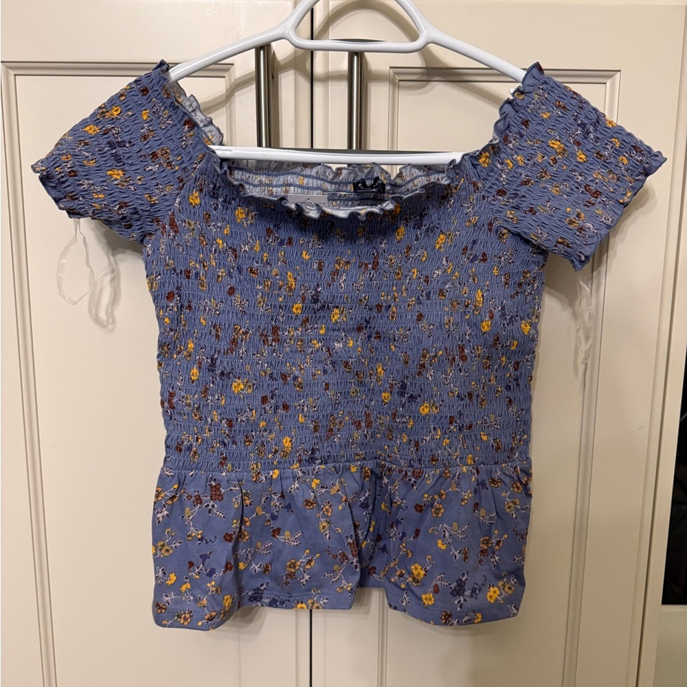 American Eagle Floral Off-the-shoulder Top